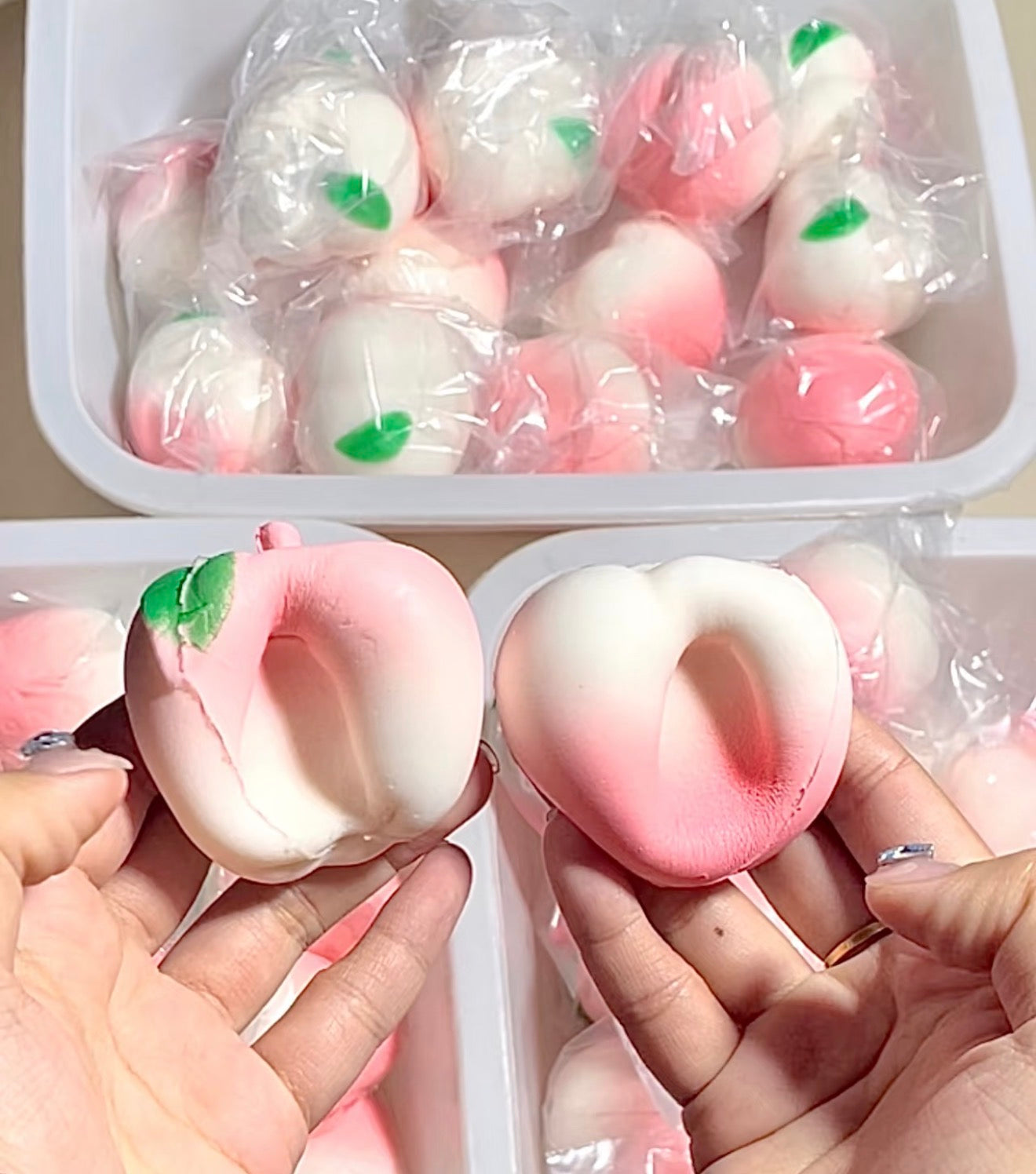 Mini Peach Squishy