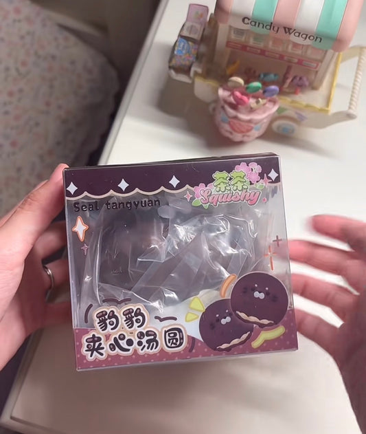 Chacha Squishy Seal Tangyuan